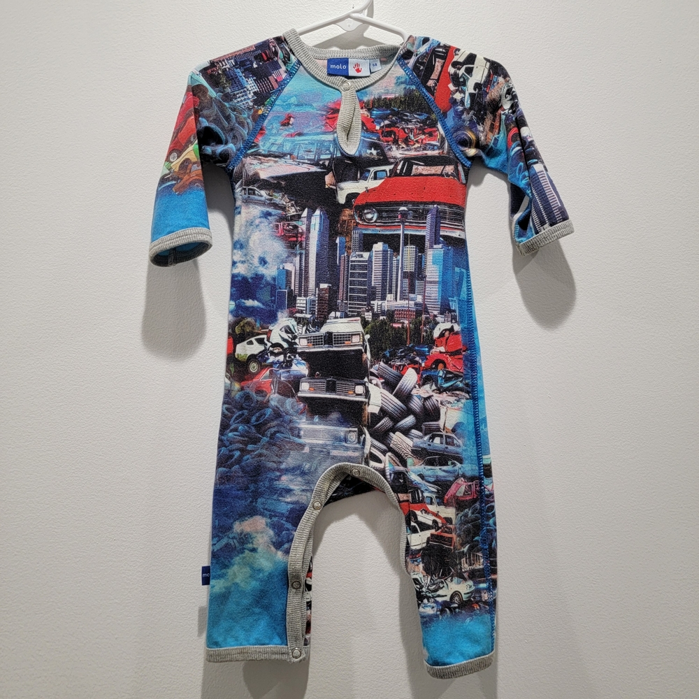 Molo Kids Bodysuit Blue and Red Cityscape Size 6 Months